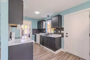 1014 W 38th St, Vancouver, WA 98660 - Photo 9