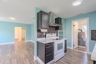 1014 W 38th St, Vancouver, WA 98660 - Photo 11