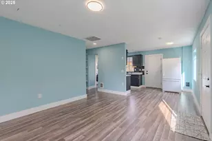 1014 W 38th St, Vancouver, WA 98660 - Photo 5