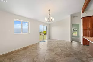 1243 Collis Ln, Brookings, OR 97415 - Photo 9