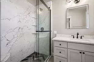 280 Roan Dr, Eugene, OR 97401 - Photo 41