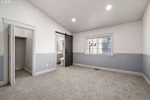 280 Roan Dr, Eugene, OR 97401 - Photo 37