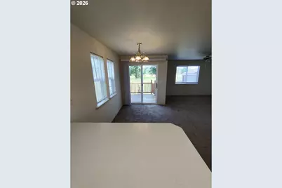 257 Smith Loop, Springfield, OR 97478 - Photo 3