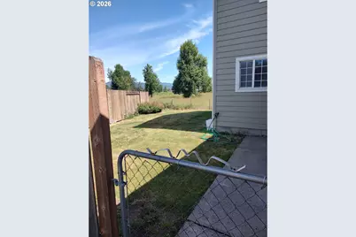257 Smith Loop, Springfield, OR 97478 - Photo 11