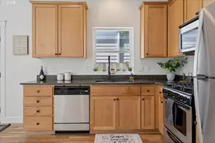 2605 SE 105th Ave, Portland, OR 97266 - Photo 9
