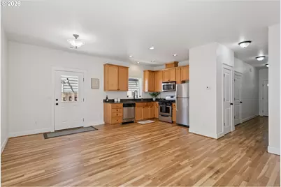 2605 SE 105th Ave, Portland, OR 97266 - Photo 7