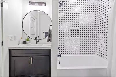 615 W 21st St, Vancouver, WA 98660 - Photo 17