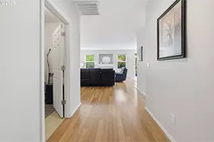 1798 S 57th Pl, Springfield, OR 97478 - Photo 5