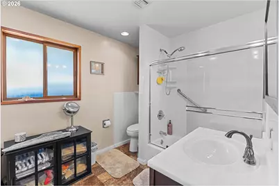 29790 Hound Dog Rd, Gold Beach, OR 97444 - Photo 17