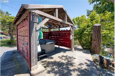 29790 Hound Dog Rd, Gold Beach, OR 97444 - Photo 29