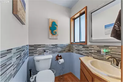 29790 Hound Dog Rd, Gold Beach, OR 97444 - Photo 13