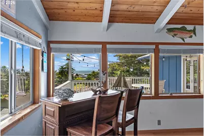 29790 Hound Dog Rd, Gold Beach, OR 97444 - Photo 7