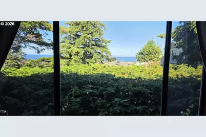 29790 Hound Dog Rd, Gold Beach, OR 97444 - Photo 9