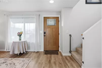 242 Adams Dr, Kelso, WA 98626 - Photo 5