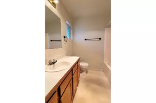 919 S 37th Pl, Springfield, OR 97478 - Photo 7