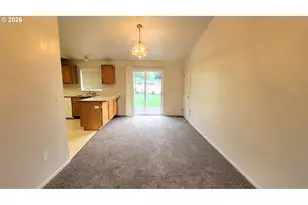 919 S 37th Pl, Springfield, OR 97478 - Photo 3