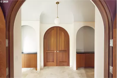 7910 NW Gales Ridge Ln, Portland, OR 97229 - Photo 23