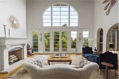 7910 NW Gales Ridge Ln, Portland, OR 97229 - Photo 7