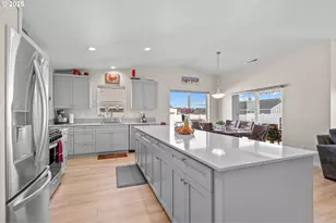 205 River Ridge Dr, Boardman, OR 97818 - Photo 9