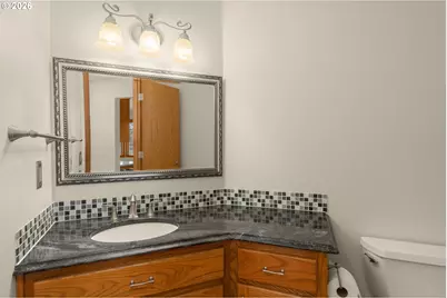 4410 NW Kahneeta Dr, Portland, OR 97229 - Photo 37