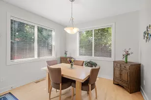 12852 NW Waker Dr, Portland, OR 97229 - Photo 17