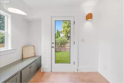 5731 NE 10th Ave, Portland, OR 97211 - Photo 15