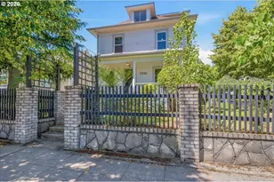 5731 NE 10th Ave, Portland, OR 97211 - Photo 3