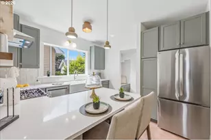 5731 NE 10th Ave, Portland, OR 97211 - Photo 13