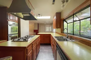 18100 Bryant Rd, Lake Oswego, OR 97034 - Photo 19