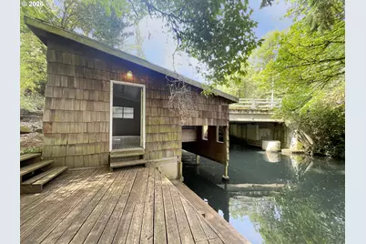 18100 Bryant Rd, Lake Oswego, OR 97034 - Photo 41