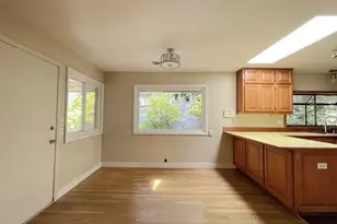 18100 Bryant Rd, Lake Oswego, OR 97034 - Photo 15