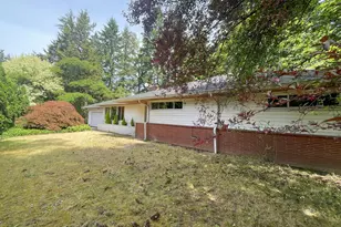 18100 Bryant Rd, Lake Oswego, OR 97034 - Photo 3