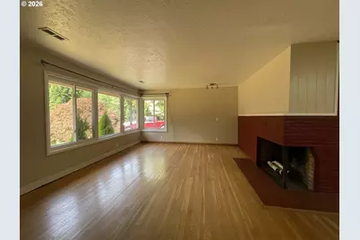 18100 Bryant Rd, Lake Oswego, OR 97034 - Photo 23