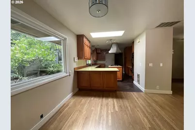 18100 Bryant Rd, Lake Oswego, OR 97034 - Photo 31