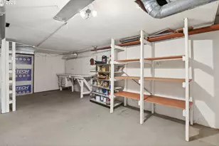 2948 NE 24th Ave, Portland, OR 97212 - Photo 23