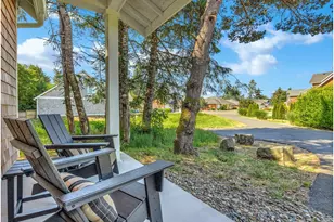 748 Creekside Dr, Gearhart, OR 97138 - Photo 3