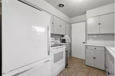 3922 SE 70th Ave, Portland, OR 97206 - Photo 11