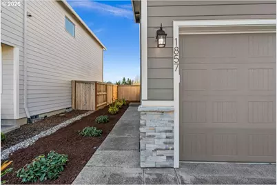 1857 N Millican Creek St, Lafayette, OR 97127 - Photo 3