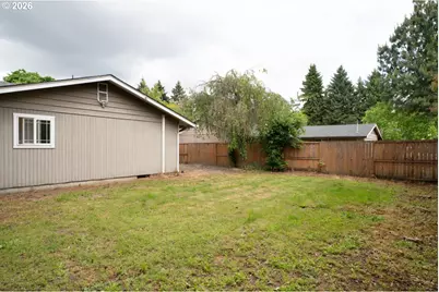 2301 Compton St, Eugene, OR 97404 - Photo 29