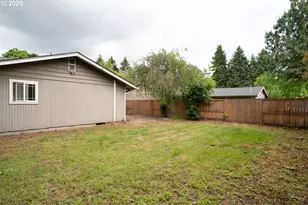 2301 Compton St, Eugene, OR 97404 - Photo 29