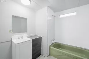 13632 Tilia Ct, Aurora, OR 97002 - Photo 11