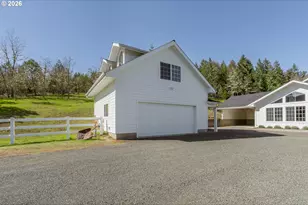 3849 Cole Rd, Oakland, OR 97462 - Photo 5