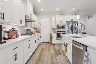 11194 SW 114th Pl, Portland, OR 97223 - Photo 15