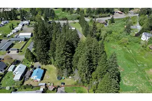 1003 W 12th St, Coquille, OR 97423 - Photo 31