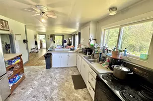 1003 W 12th St, Coquille, OR 97423 - Photo 11