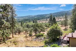 2520 Carroll Rd, Mosier, OR 97040 - Photo 47