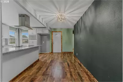 334 Roake Ave, Castle Rock, WA 98611 - Photo 9