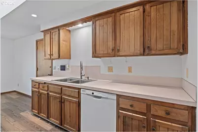 4065 47th Ave NE, Salem, OR 97305 - Photo 19