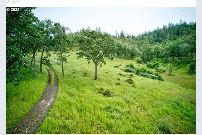 1745 Rifle Range Rd, Roseburg, OR 97470 - Photo 43