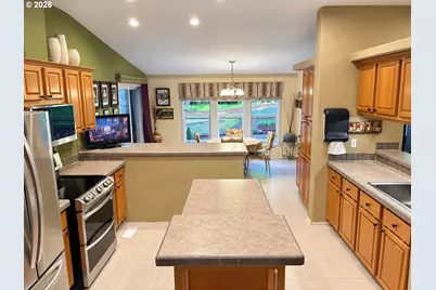 371 SW Newton Dr, Waldport, OR 97394 - Photo 13